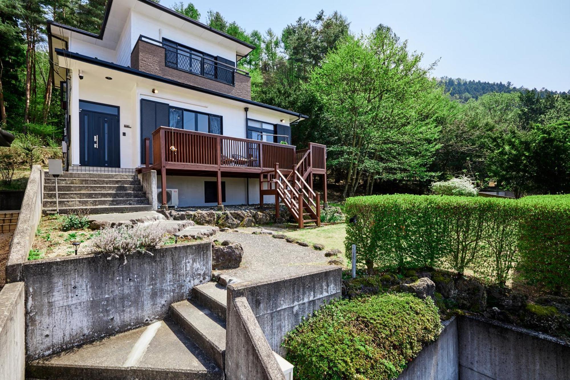 Aoki 富士河口湖眺望 Bbq送迎ok 貸切大型別荘 Fujikawaguchiko Exterior foto
